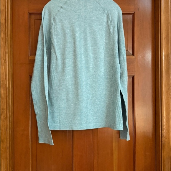 FIGS Salta Seamless Long-sleeve Underscrub Top  Size Large Seafoam Green 💚 - Picture 4 of 5
